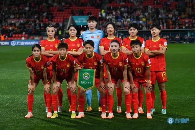 意大利转会专家、FIFA经纪人达里奥-卡诺维认为，奥斯梅恩会在明年6月转会离队。